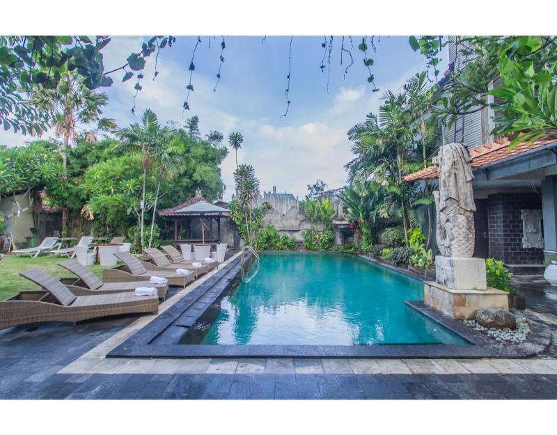 Jimbaran Lestari Hotel & Residence - Spa Extérieur photo